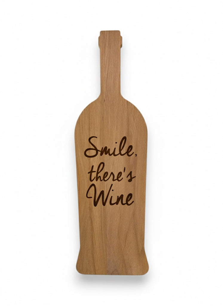 Beukenhouten borrelplank wijnfles groot – gegraveerd - gepersonaliseerd cadeau voor wijnliefhebbers