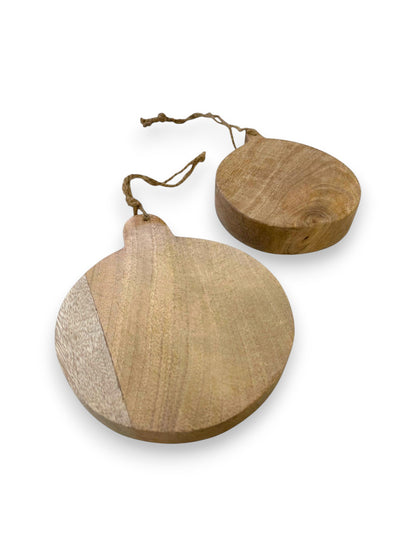 Dunne en dikke mangohouten ronde hanger – gepersonaliseerd cadeau en houten decoratie