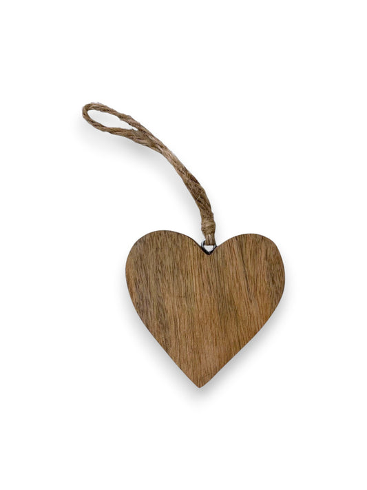 Mangohouten hart hanger – gepersonaliseerd cadeau voor speciale momenten