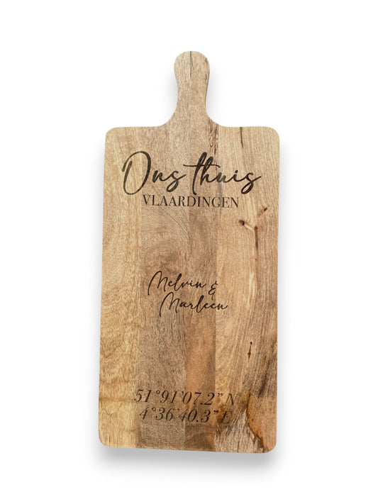 Mangohouten rechthoekige borrelplank groot – met gravering - gepersonaliseerd cadeau en borrelplank